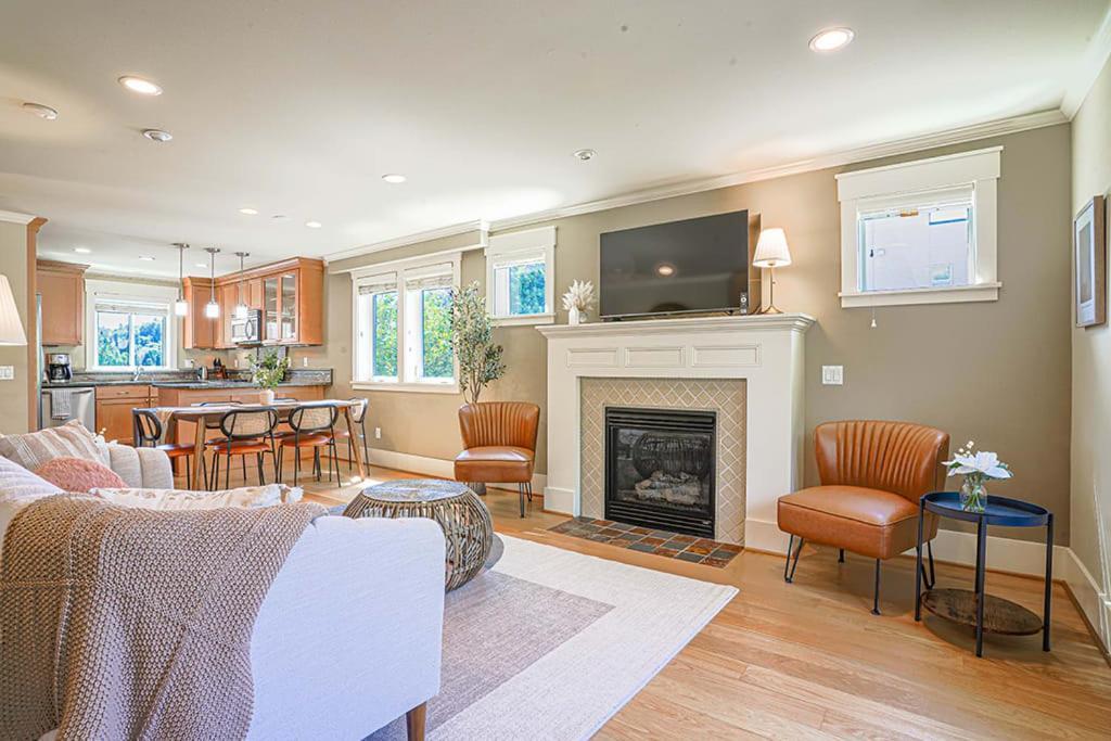 Exquisite Central Townhome With Spacious Loft And Gourmet Kitchen Seattle Exterior foto