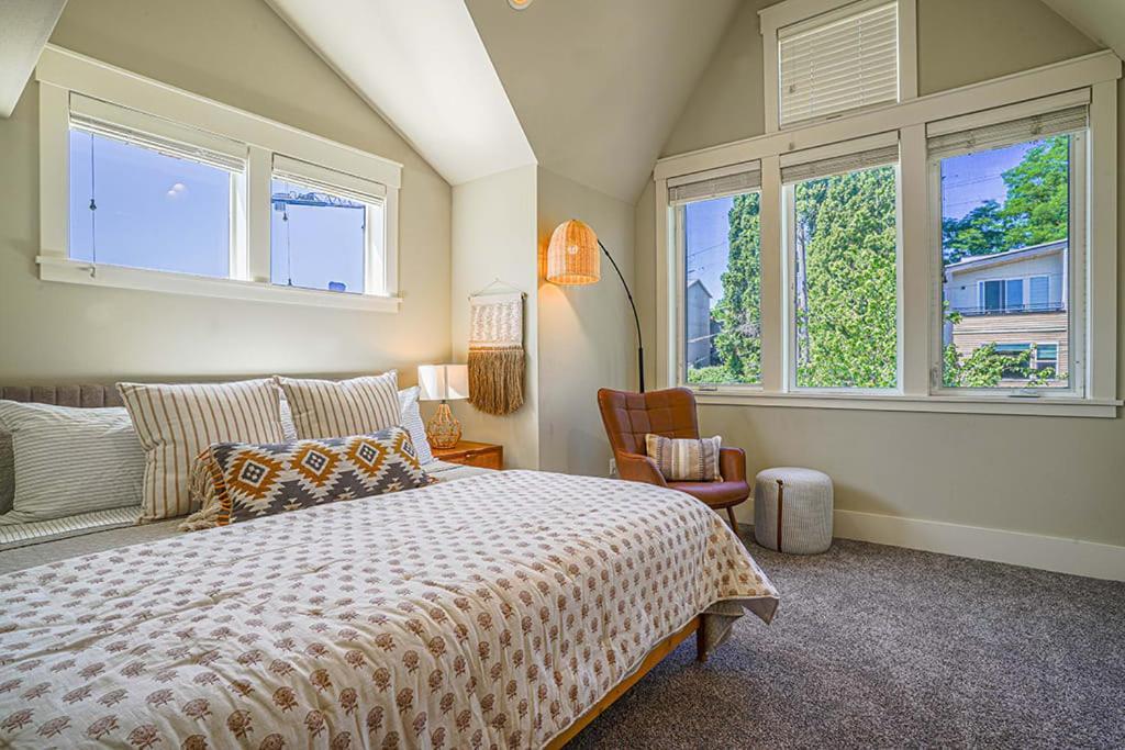 Exquisite Central Townhome With Spacious Loft And Gourmet Kitchen Seattle Exterior foto